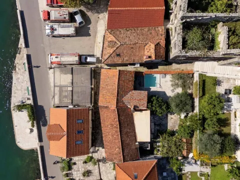 Sale, house, 160m², Perast, Kotor - image 23