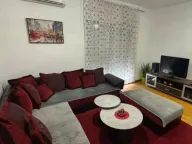 Izdavanje, dvosoban stan, 75m², City Kvart, Podgorica - image 2
