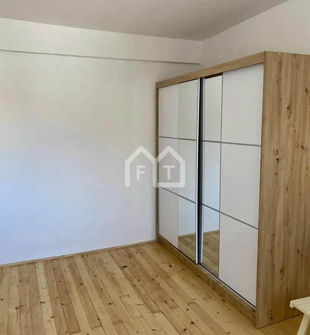 Izdavanje, trosoban stan, 76m², Bežanija, Beograd