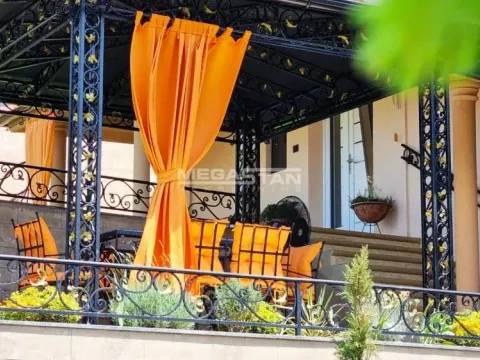 Sale, house, 500m², Jajinci, Voždovac Sve Podlokacije - image 12