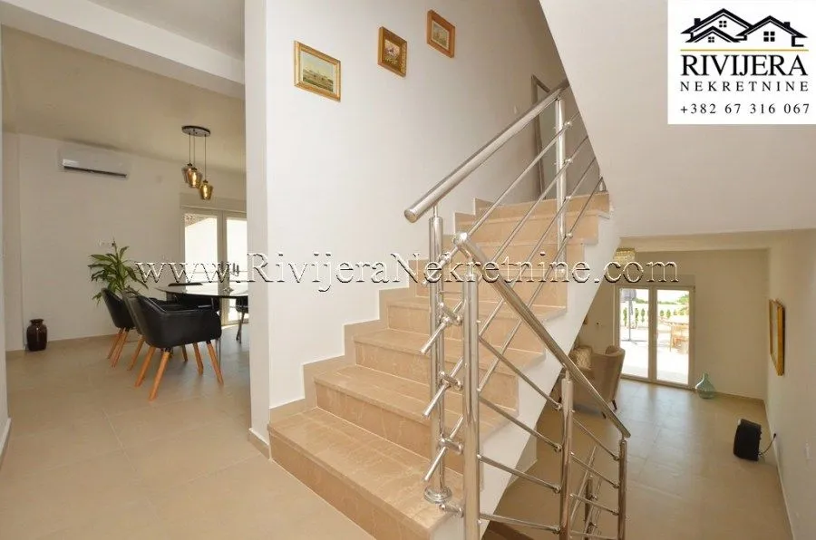 Prodaja, kuća, 294m², Centar, Herceg Novi