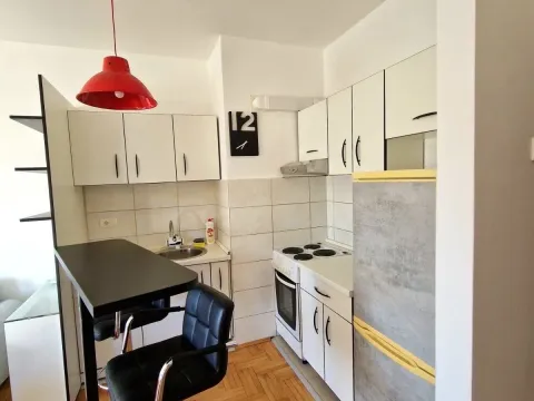 Rent, one bedroom apartment, 43m², Tuški Put, Podgorica - image 3