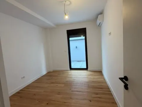 Rent, office space, 90m², Lekino Brdo, Voždovac Sve Podlokacije - image 6