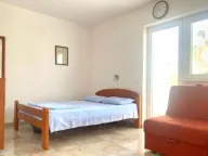 Izdavanje, garsonjera, 30m², Tivat, Crna Gora - image 3