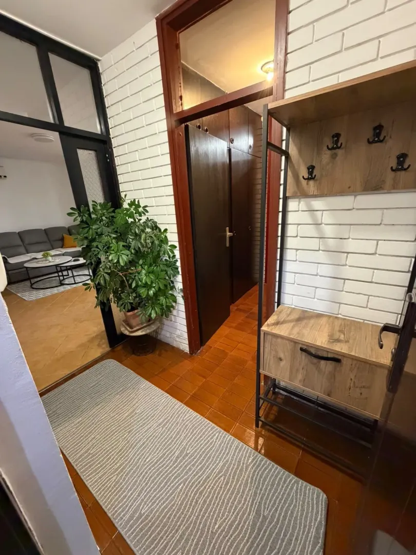 Rent, one bedroom apartment, 62m², Blok 5, Podgorica