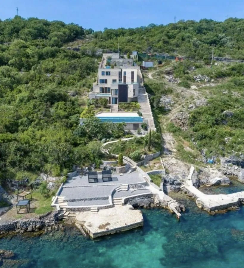 Prodaja, kuća, 517m², Krašići, Tivat