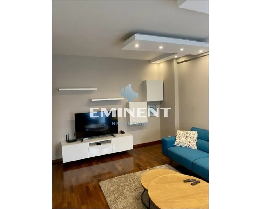 Rent, apartment, 60m², Vračar Sve Podlokacije, Beograd