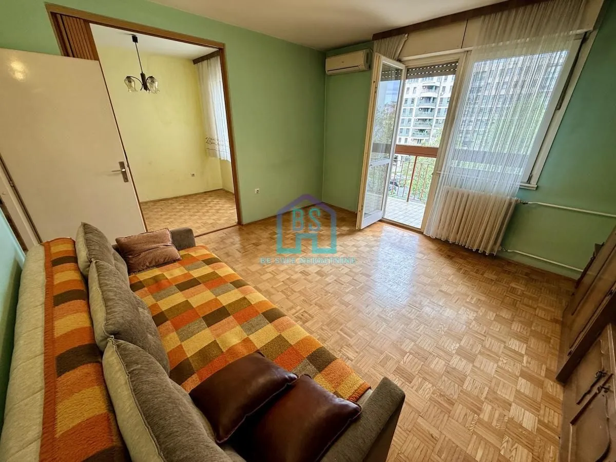 Prodaja, trosoban stan, 74m², Bulevar Oslobodjenja, Novi Sad Sve Podlokacije
