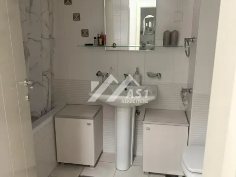 Rent, one bedroom apartment, 38m², Grbavica, Novi Sad Sve Podlokacije - image 9