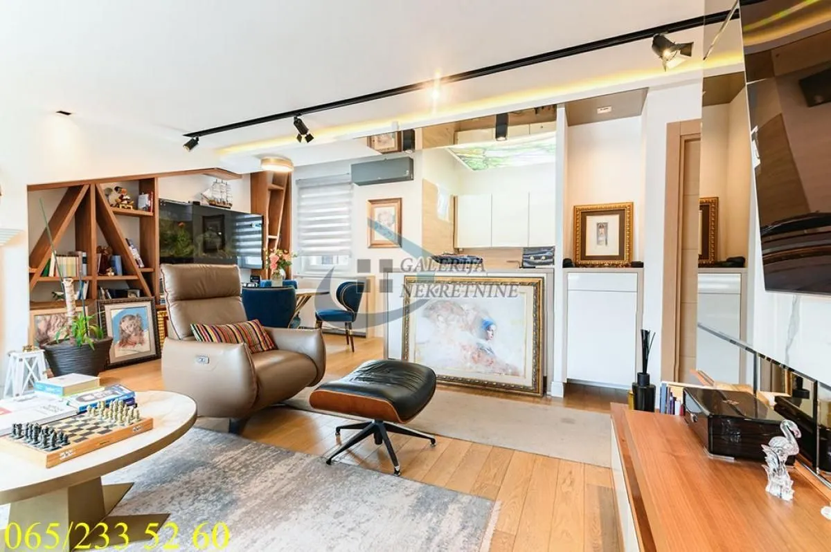Sale, three bedroom apartment, 83m², Južni Bulevar, Vračar Sve Podlokacije