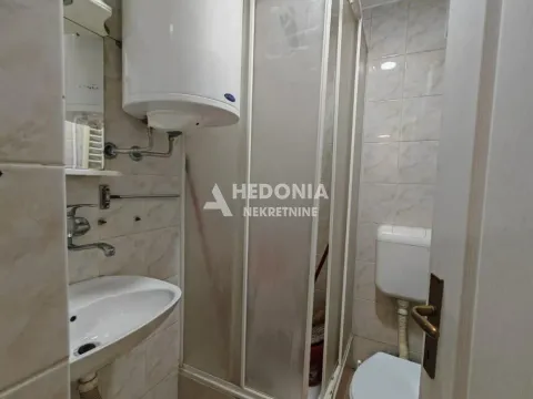 Sale, office space, 67m², Palata Pravde, Beograd - image 11