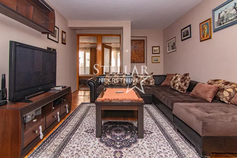 Sale, three bedroom apartment, 90m², Centar, Budva