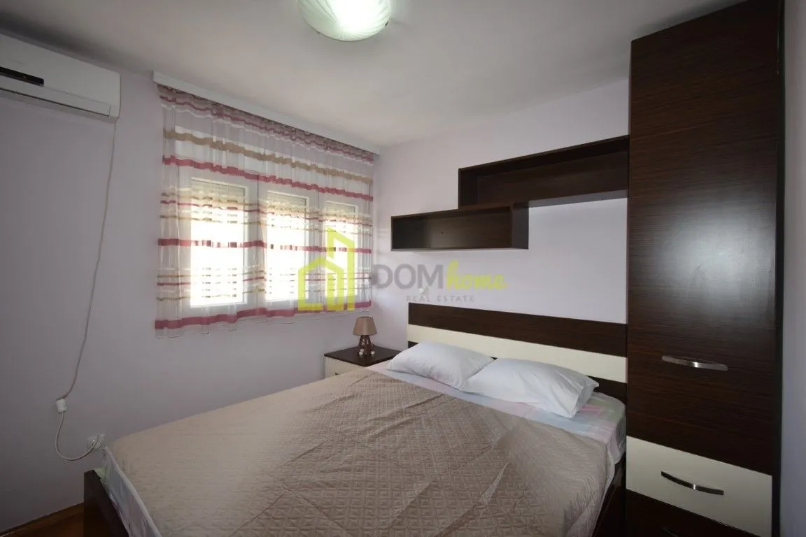 Izdavanje, dvosoban stan, 60m², Centar, Podgorica
