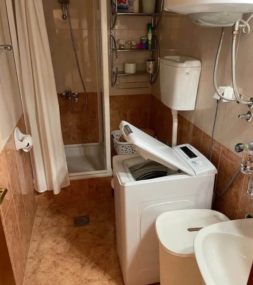Prodaja, jednosoban stan, 40m², Boreti, Budva