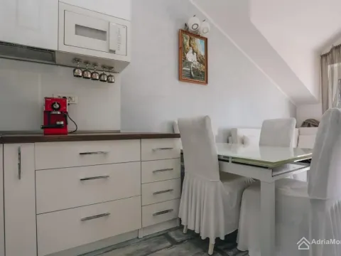 Sale, four bedroom apartment, 82m², Sveti Stefan, Budva - image 6