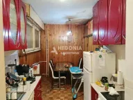 Prodaja, trosoban stan, 70m², Borča 1, Borča Sve Podlokacije - image 4