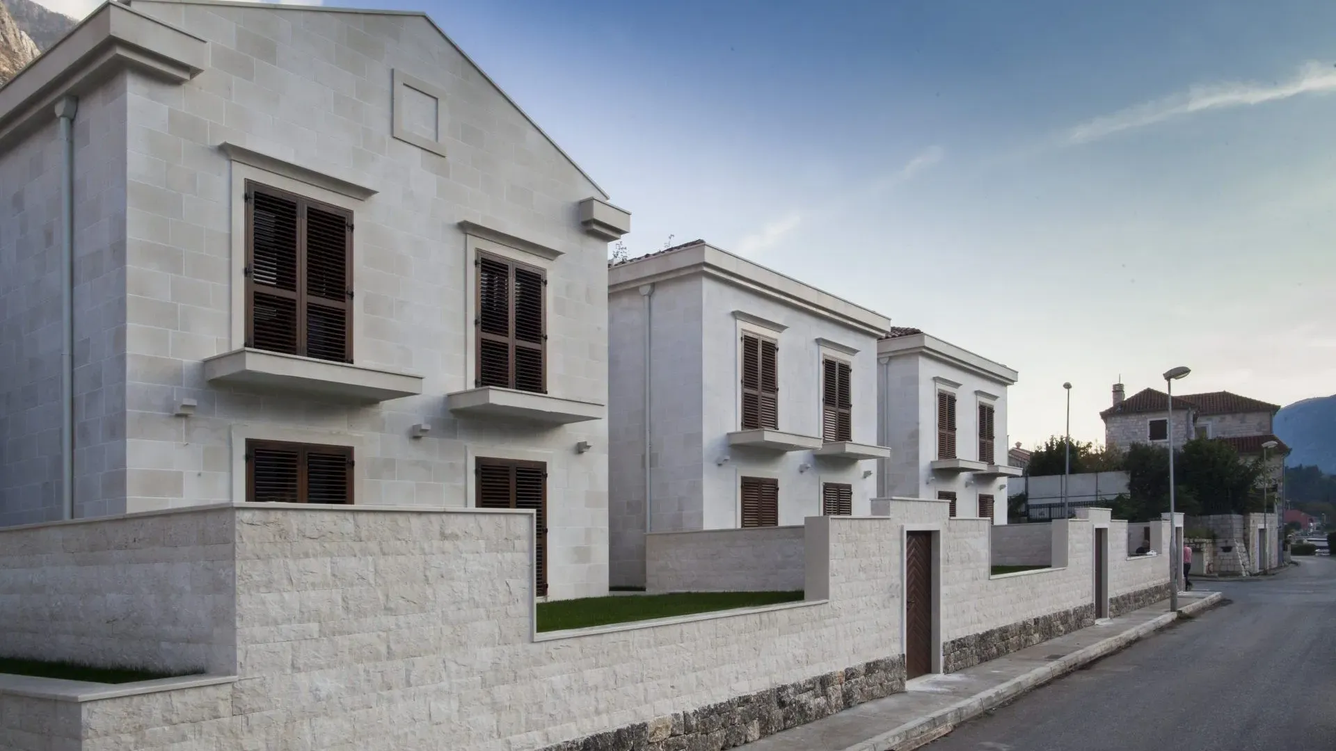 Prodaja, stan, 196m², Dobrota, Kotor