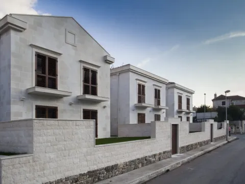Prodaja, stan, 196m², Dobrota, Kotor - image 14