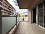 Izdavanje, trosoban stan, 120m², City Kvart, Podgorica - image 13