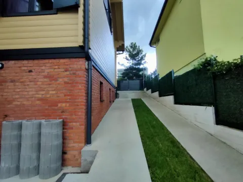 Prodaja, kuća, 151m², Sremska Kamenica, Petrovaradin - image 8