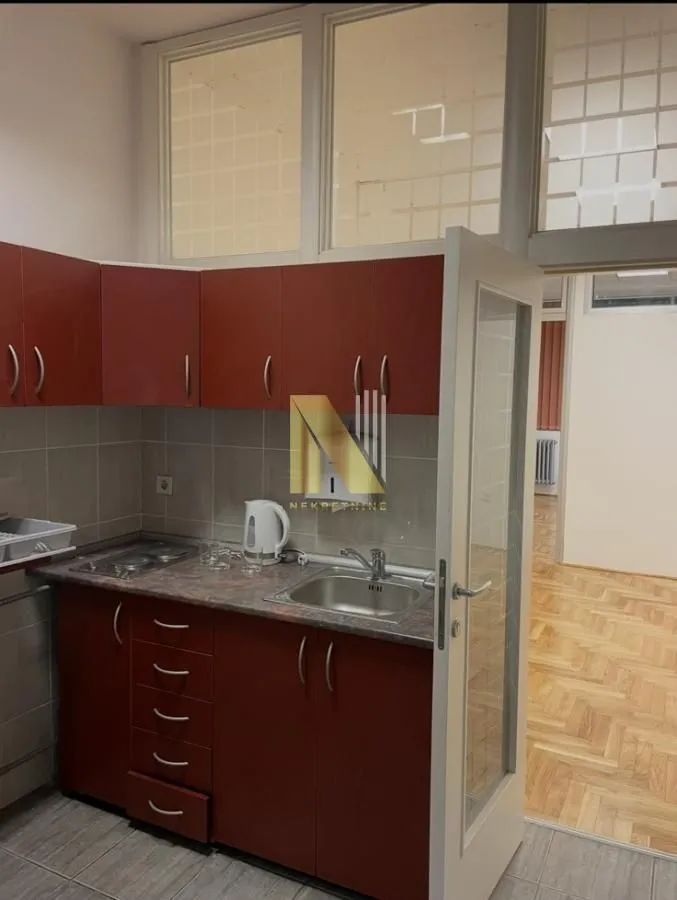 Rent, office space, 126m², Sajmište, Novi Sad