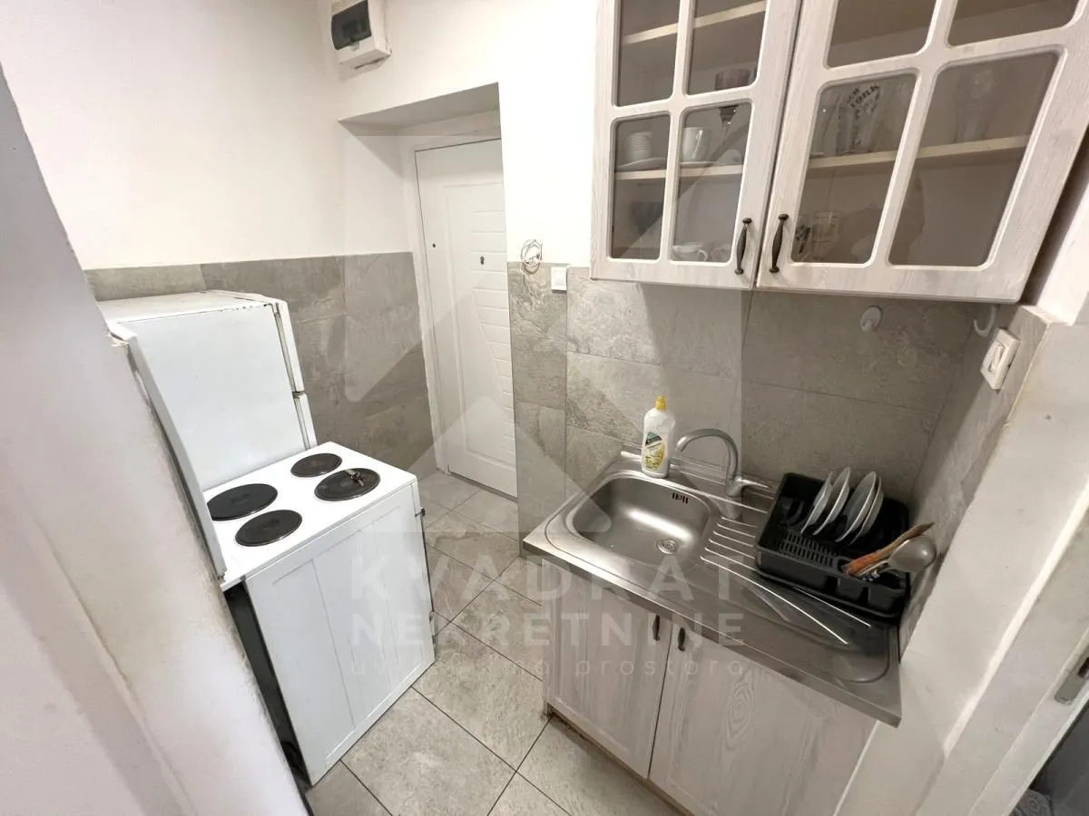Rent, studio apartment, 20m², Centar, Podgorica