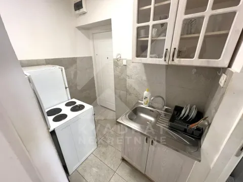 Rent, studio apartment, 20m², Centar, Podgorica - image 5