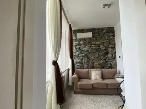 Rent, one bedroom apartment, 36m², Slavija, Vračar Sve Podlokacije - image 3