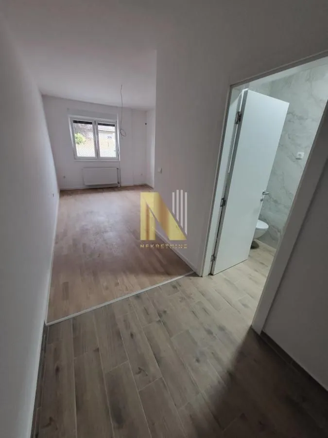 Prodaja, garsonjera, 24m², Salajka, Novi Sad Sve Podlokacije