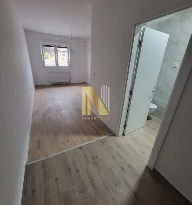 Prodaja, garsonjera, 24m², Salajka, Novi Sad Sve Podlokacije