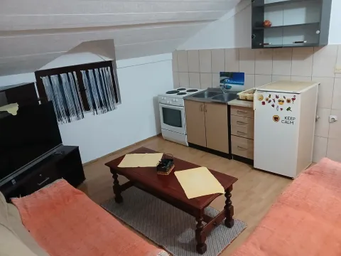 Rent, apartment, 40m², Podgorica, Crna Gora - image 4