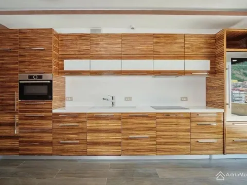 Prodaja, četvorosoban stan, 350m², Rafailovići, Budva - image 6