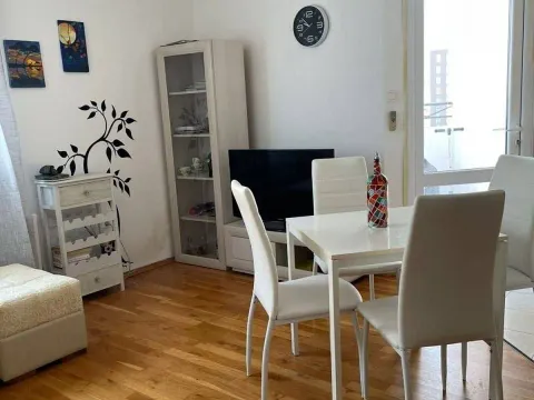 Prodaja, jednosoban stan, 47m², Centar, Bar - image 6