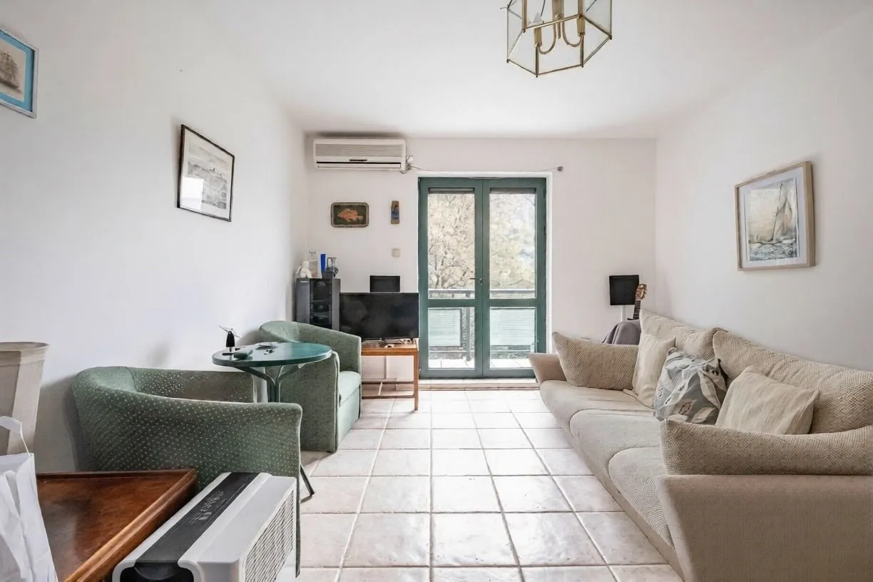 Prodaja, dvosoban stan, 44m², Ljuta, Kotor