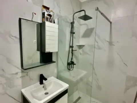 Izdavanje, jednosoban stan, 45m², City Kvart, Podgorica - image 10