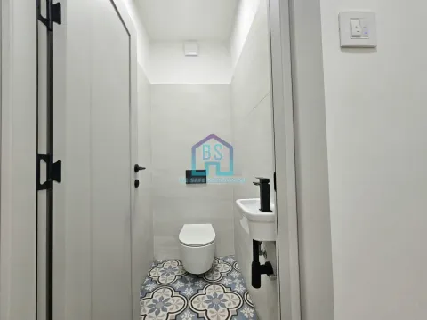 Prodaja, trosoban stan, 112m², Stari grad, Novi Sad - image 19