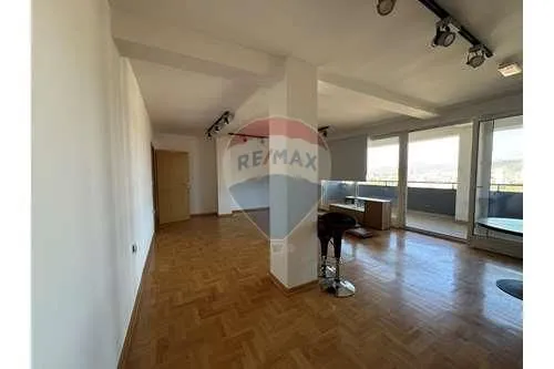 Prodaja, trosoban stan, 159m², Apelovac, Niš