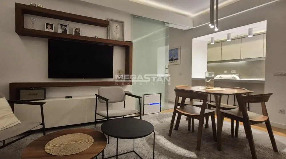 Sale, three bedroom apartment, 83m², Novi Beograd Blok 65, Novi Beograd Sve Podlokacije