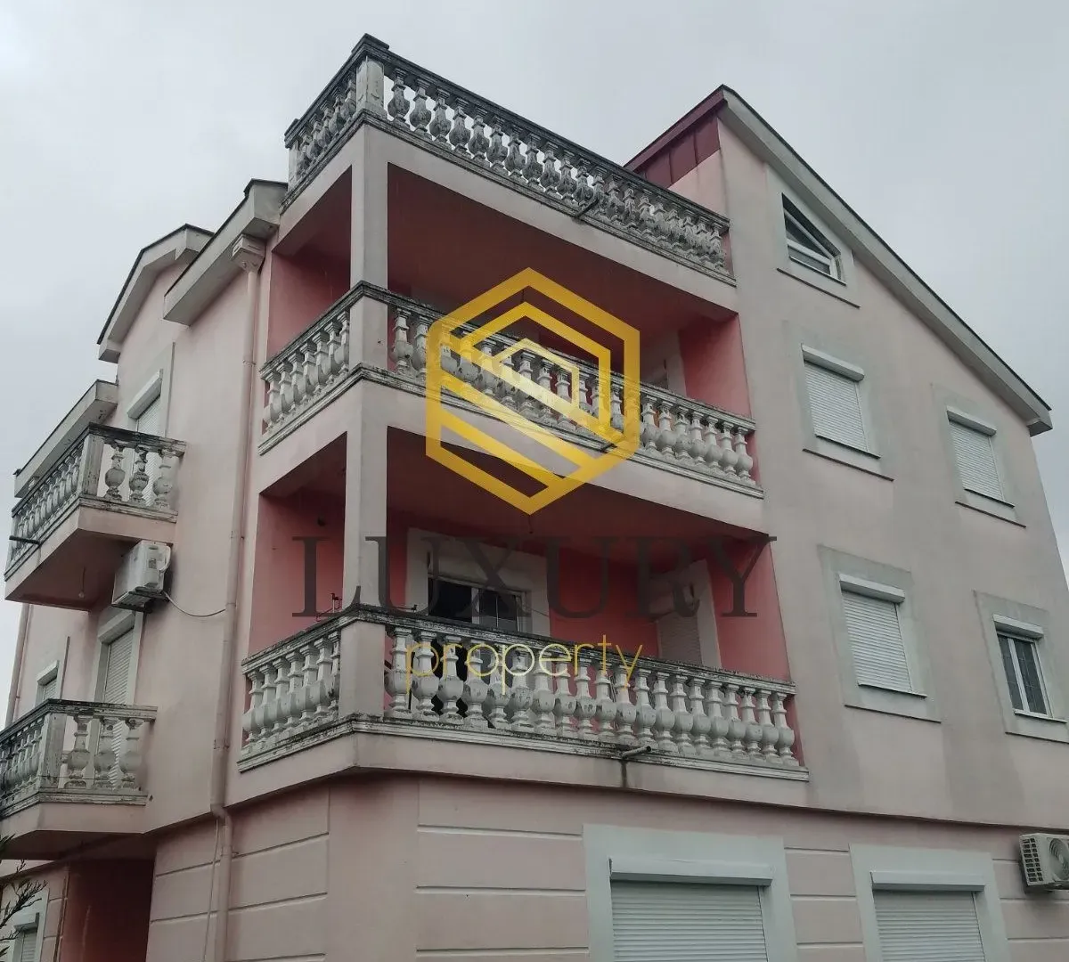 Rent, apartment, 120m², Zlatica, Podgorica