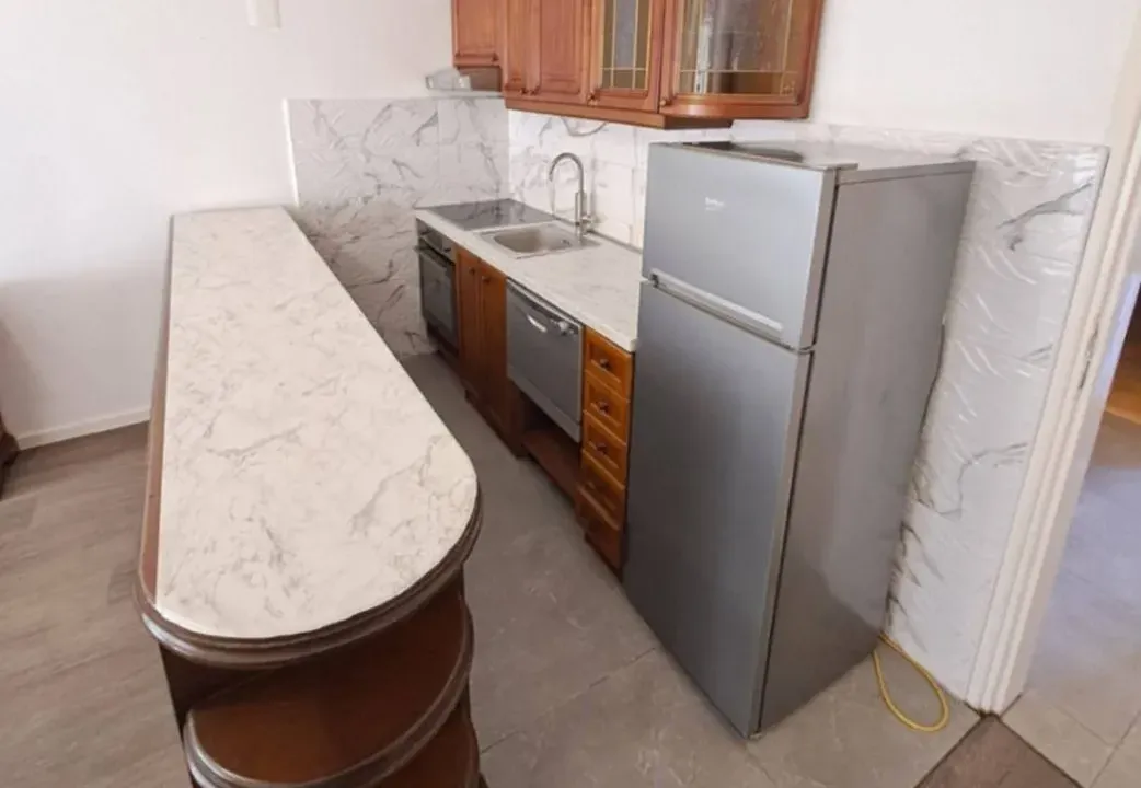 Prodaja, jednosoban stan, 48m², Drac, Podgorica