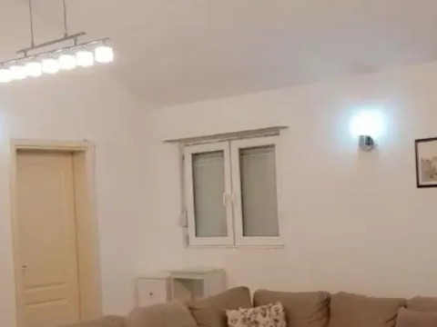 Sale, house, 100m², Piperi, Podgorica