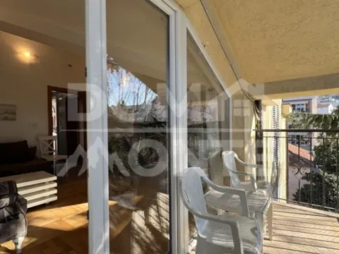 Izdavanje, dvosoban stan, 80m², Centar, Tivat - image 8