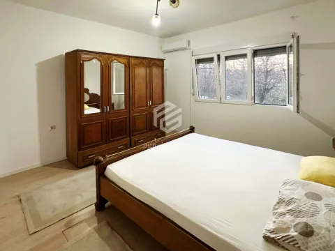 Izdavanje, trosoban stan, 100m², Zagorič, Podgorica - image 7