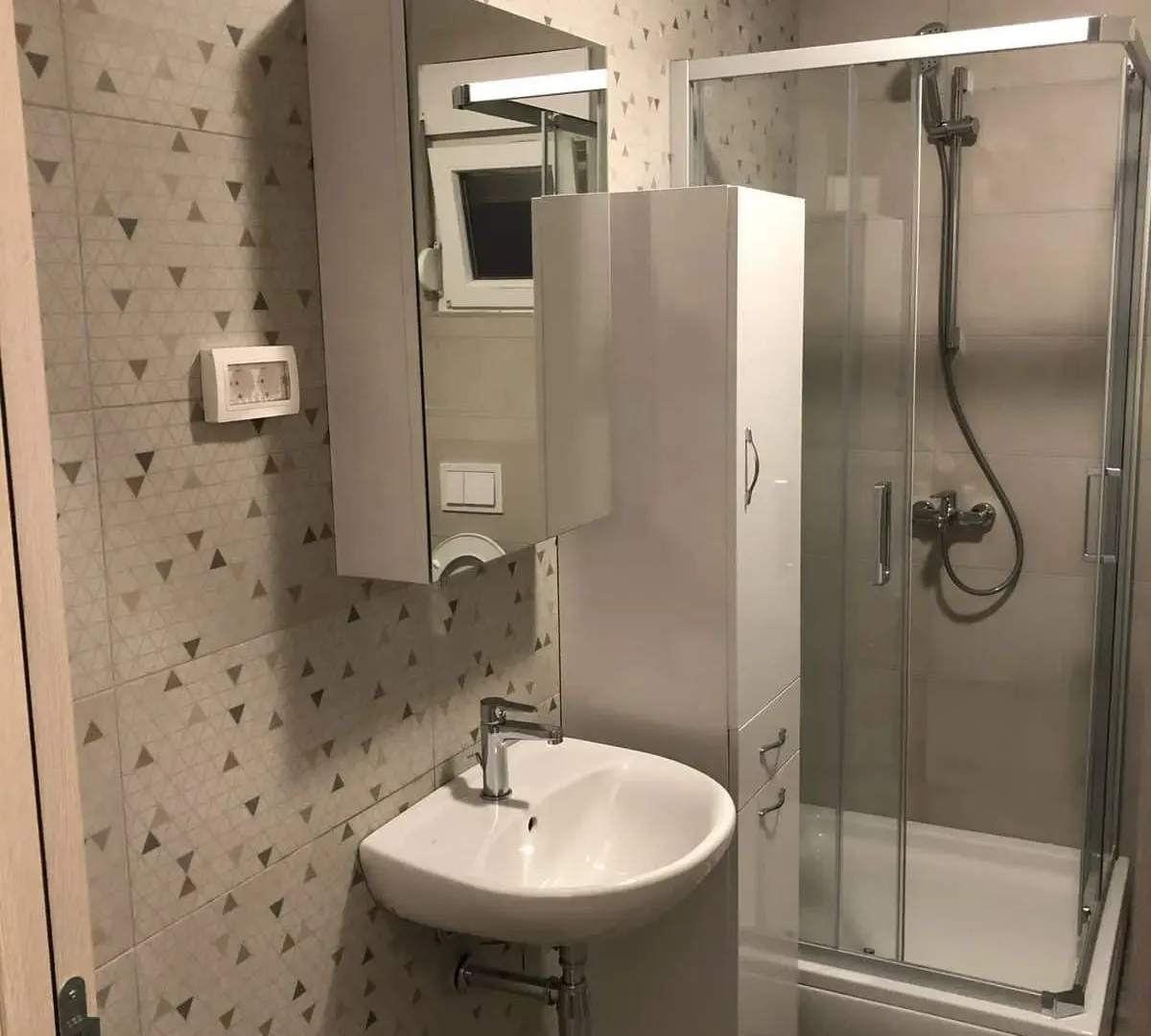 Izdavanje, jednosoban stan, 48m², Zabjelo, Podgorica