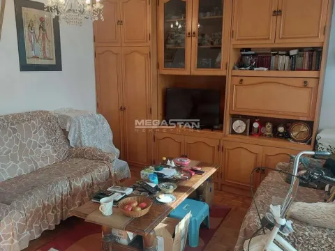 Prodaja, dvosoban stan, 65m², Novi Beograd Blok 62, Novi Beograd Sve Podlokacije - image 1