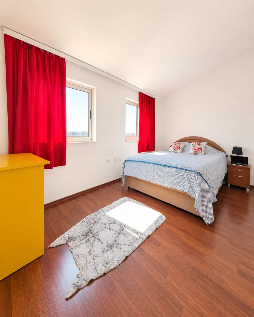 Prodaja, trosoban stan, 66m², Centar, Podgorica