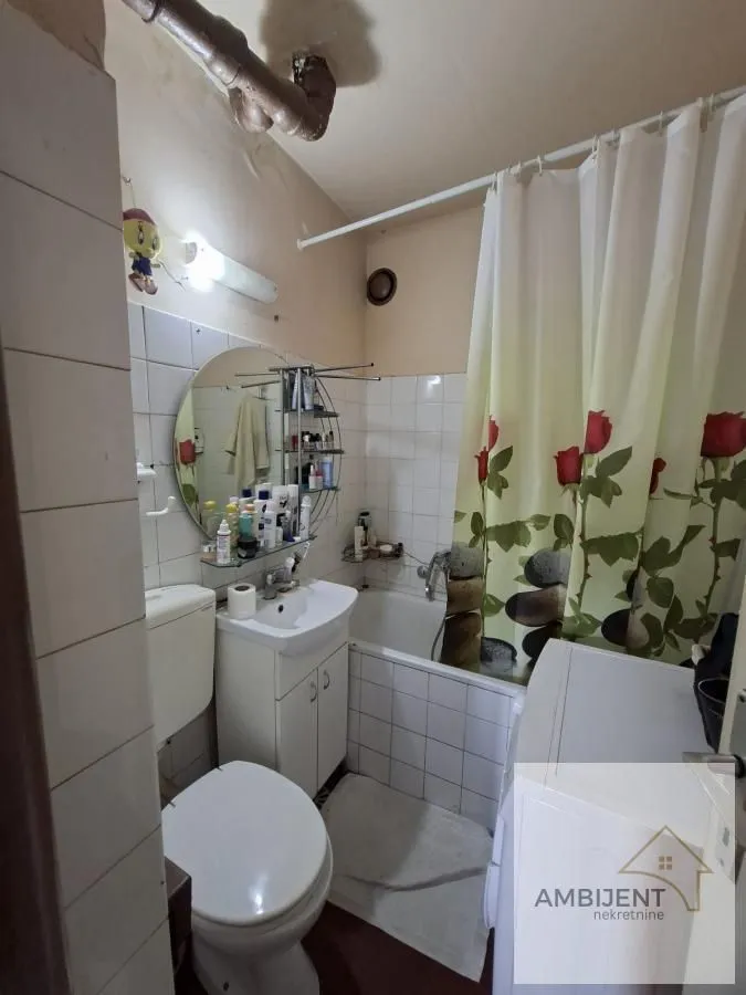 Sale, two bedroom apartment, 54m², Banjica, Voždovac Sve Podlokacije