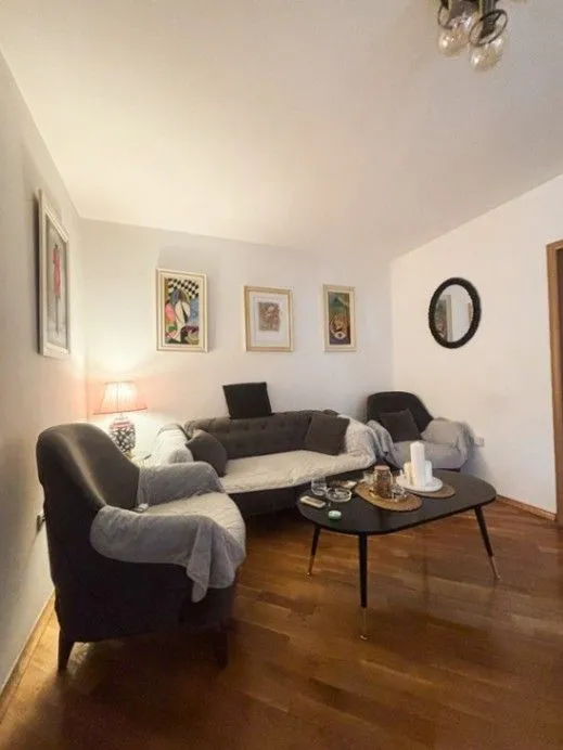 Prodaja, dvosoban stan, 50m², Blok 9, Podgorica