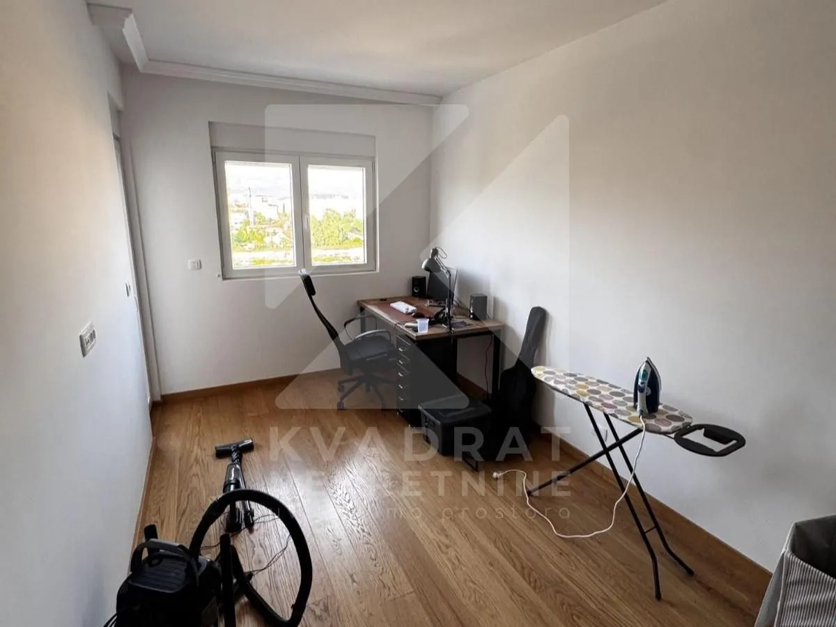 Prodaja, dvosoban stan, 72m², New City, Podgorica