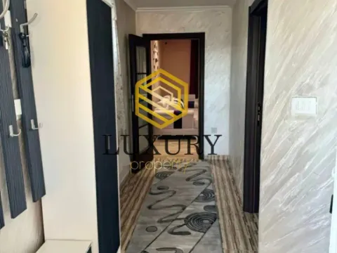 Izdavanje, kuća, 100m², Kakaricka Gora, Podgorica - image 9